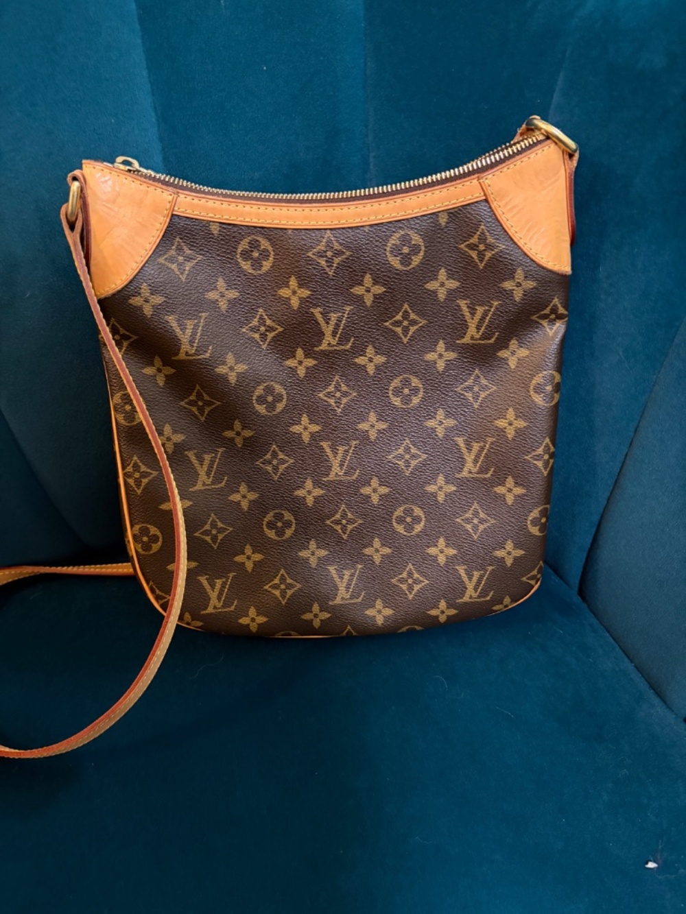 Louis Vuitton handbag - Picture 2 of 3